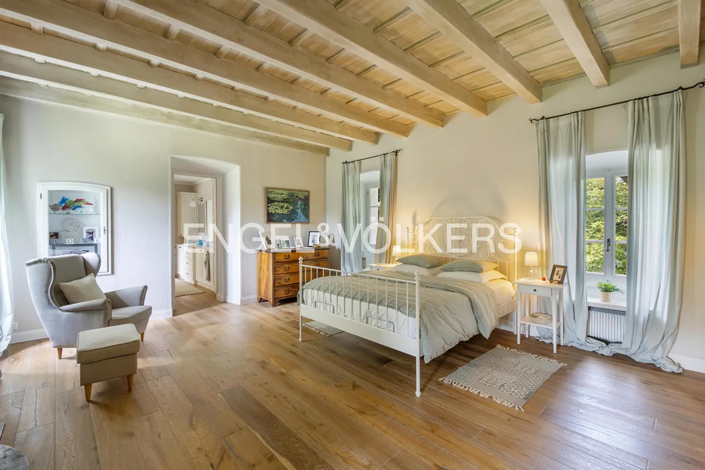 Villa in stile toscano con piscina e recinzione per cavalli (19) - Foto 8 di 16