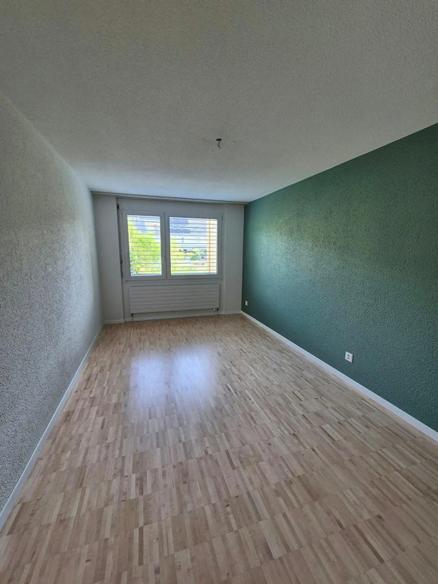 Appartement moderne de 4,5 pièces avec terrasse spacieuse - Photo 11 sur 13