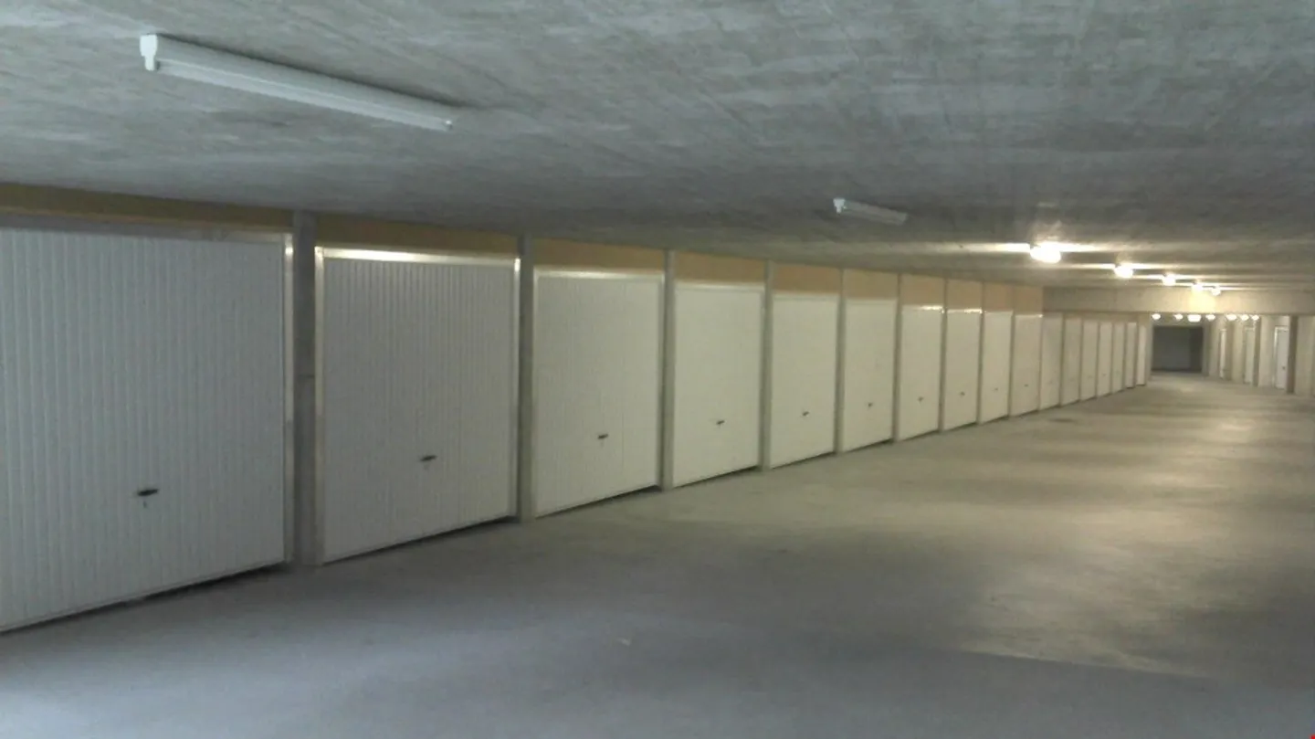Garages / Parking spaces in: Aarau, Buchs AG, Gränichen, Rothrist, Rupperswil - Photo 2 of 6