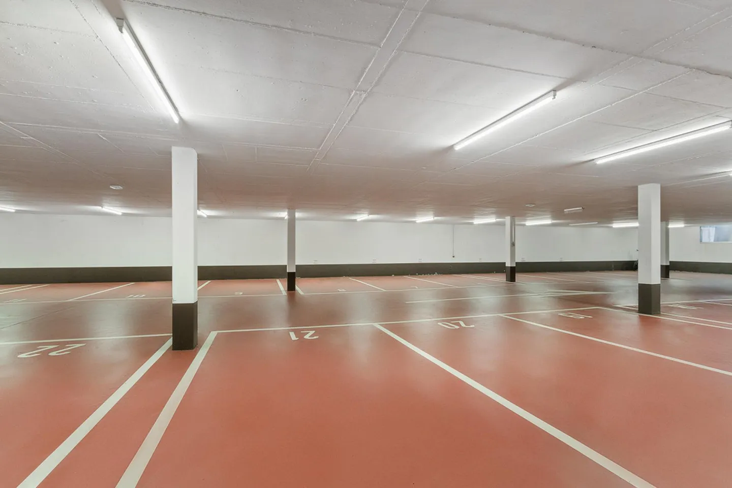 Spazio ufficio esclusivo con vista panoramica su Glattbrugg - Foto 10 di 11