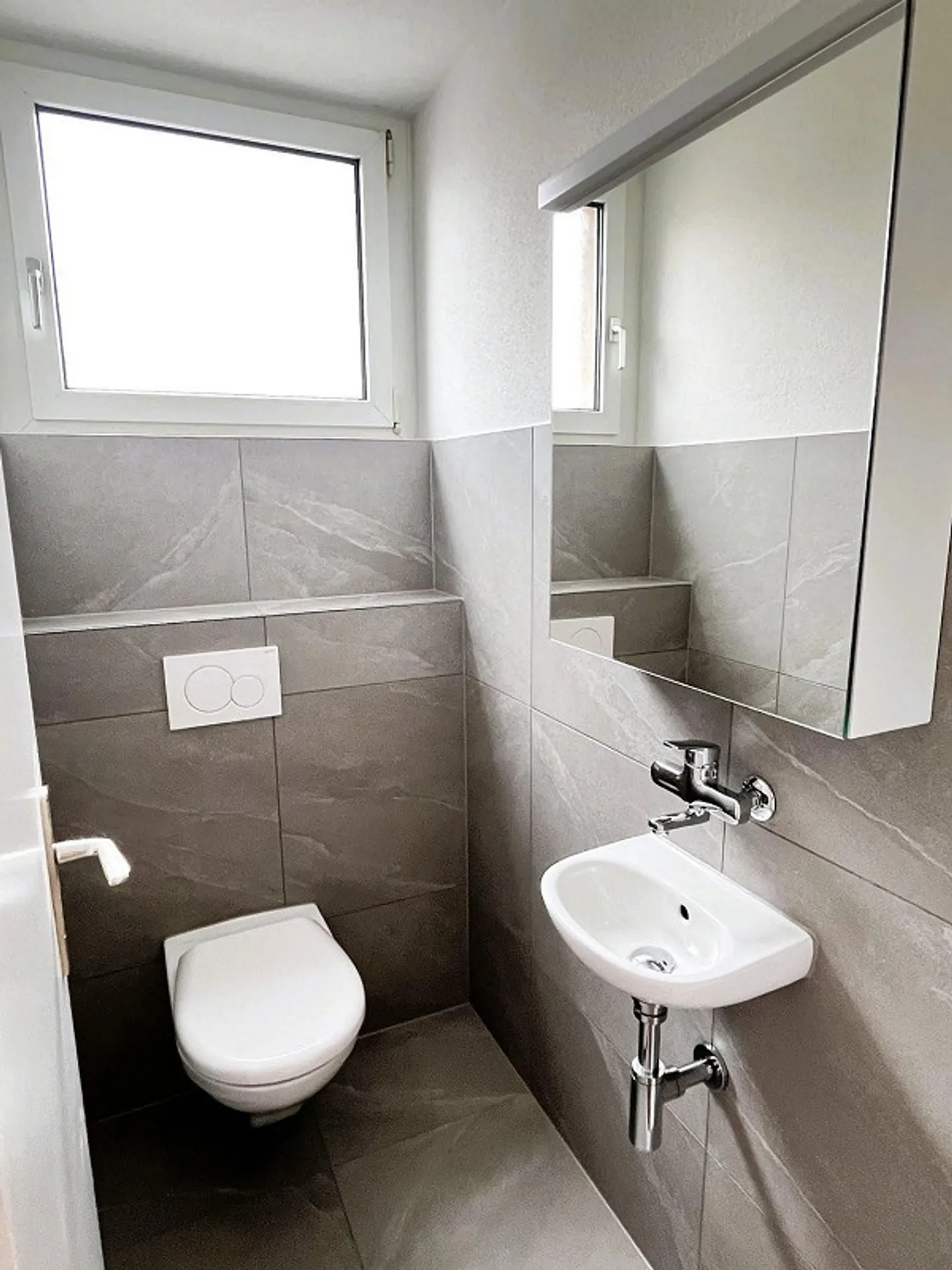 Helle Wohnung in Seenähe - Foto 7 von 8