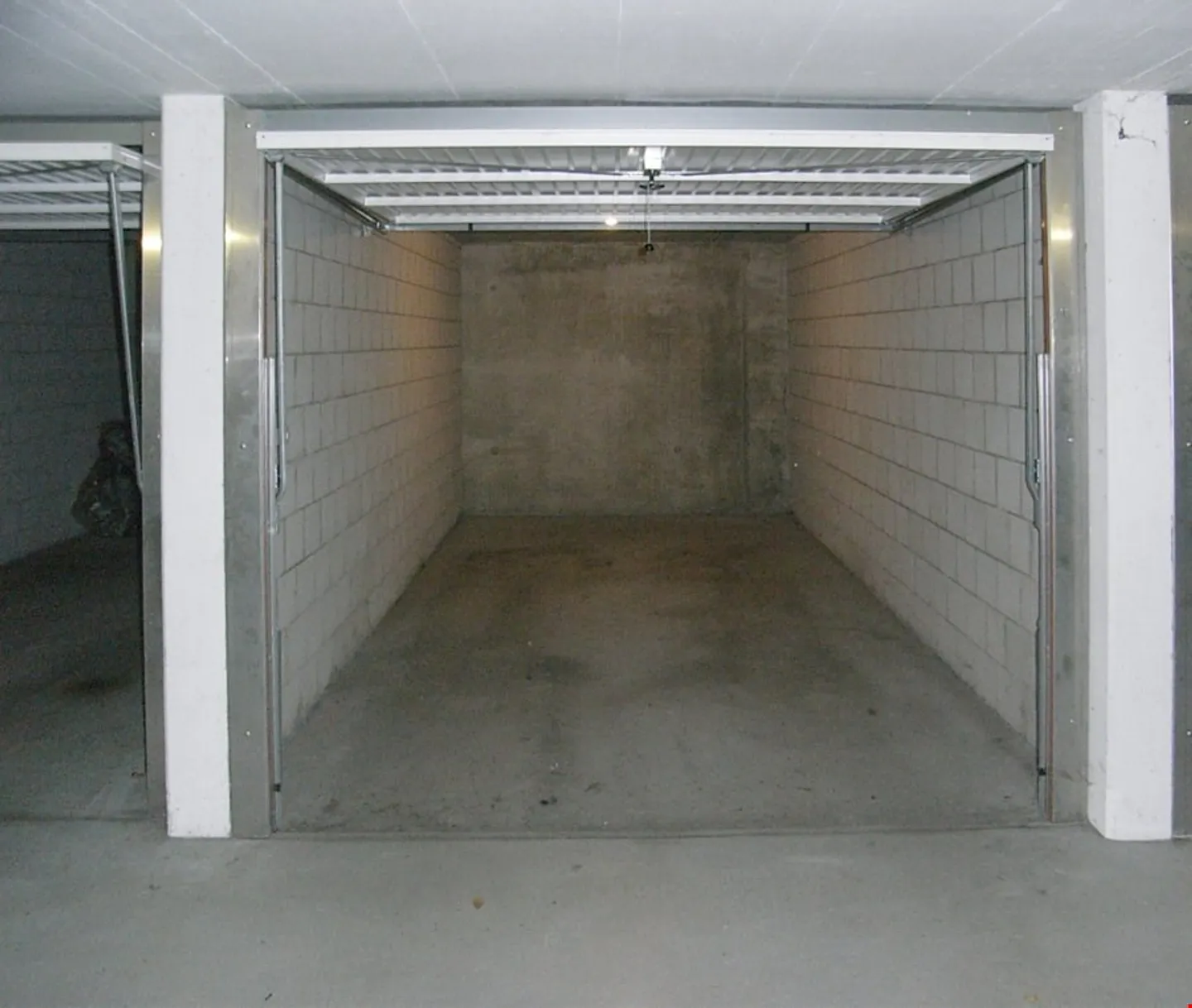 Garages / Parking spaces in: Aarau, Buchs AG, Gränichen, Rothrist, Rupperswil - Photo 3 of 6