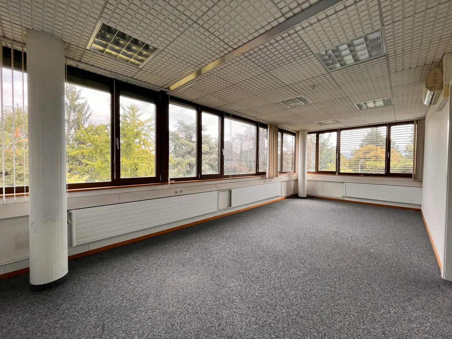 605 m² Fläche - Flexibler Mietvertrag - Foto 1 von 4