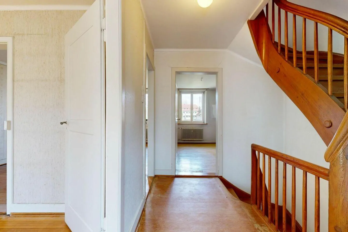 Maison individuelle de 8 pièces avec grand jardin à Bâle - Photo 8 sur 21