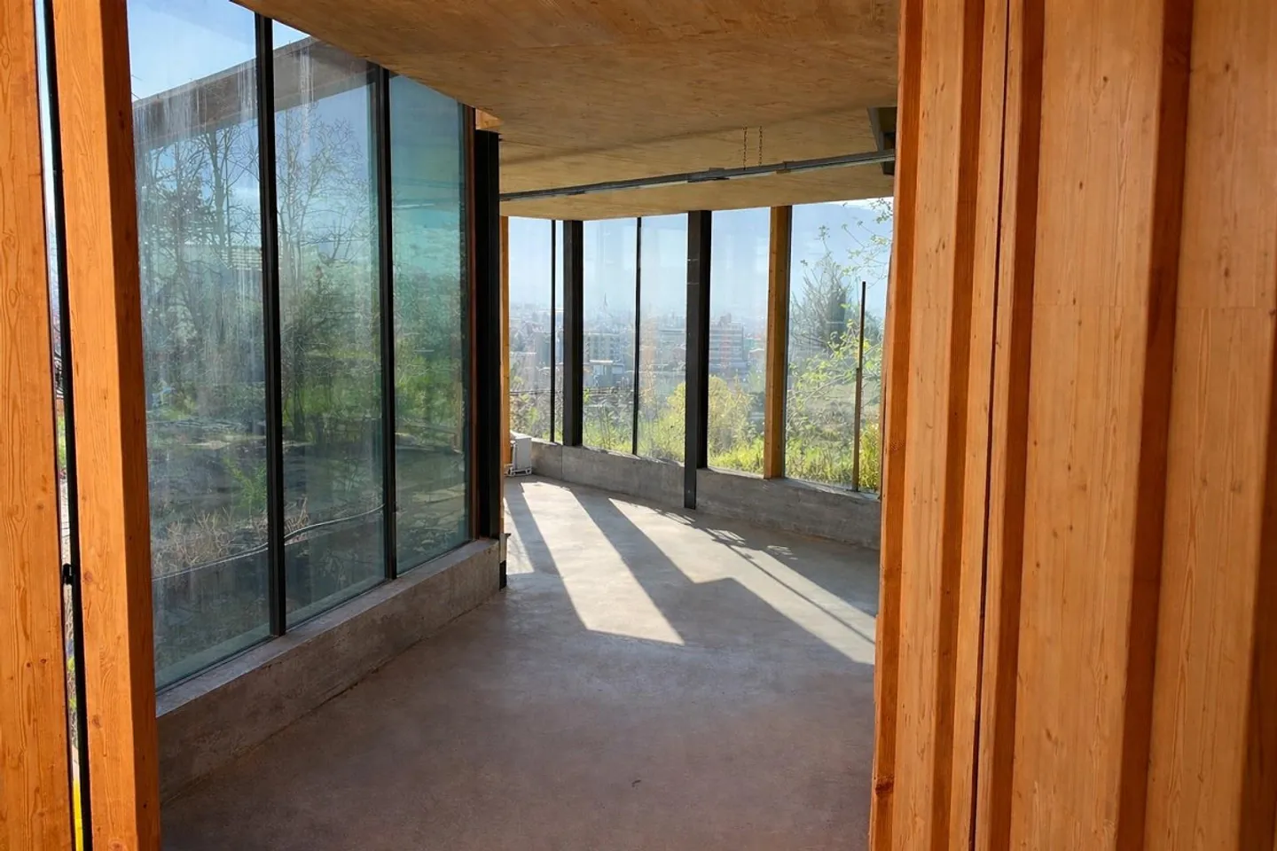 Appartement charmant avec jardin d'hiver - Photo 2 sur 8