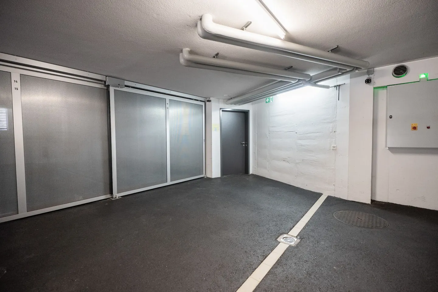 Nous vendons un bel appartement de 4,5 pièces à Monte Carasso, entouré par les murs de la ville - Photo 17 sur 17