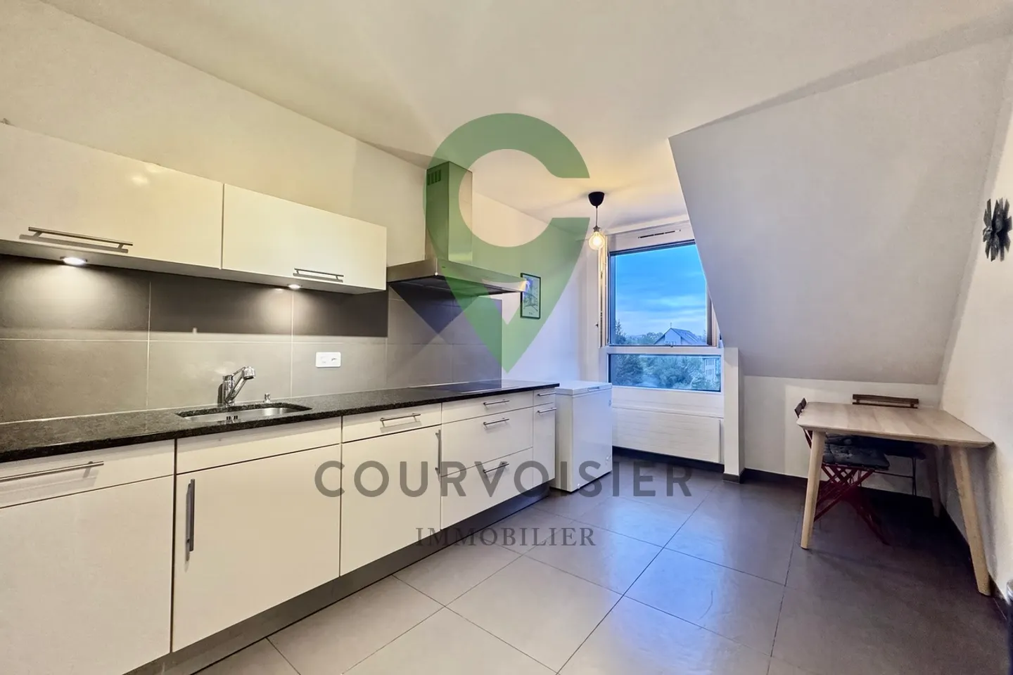 Duplex Incantevole con Ingressi Separati - Foto 10 di 14