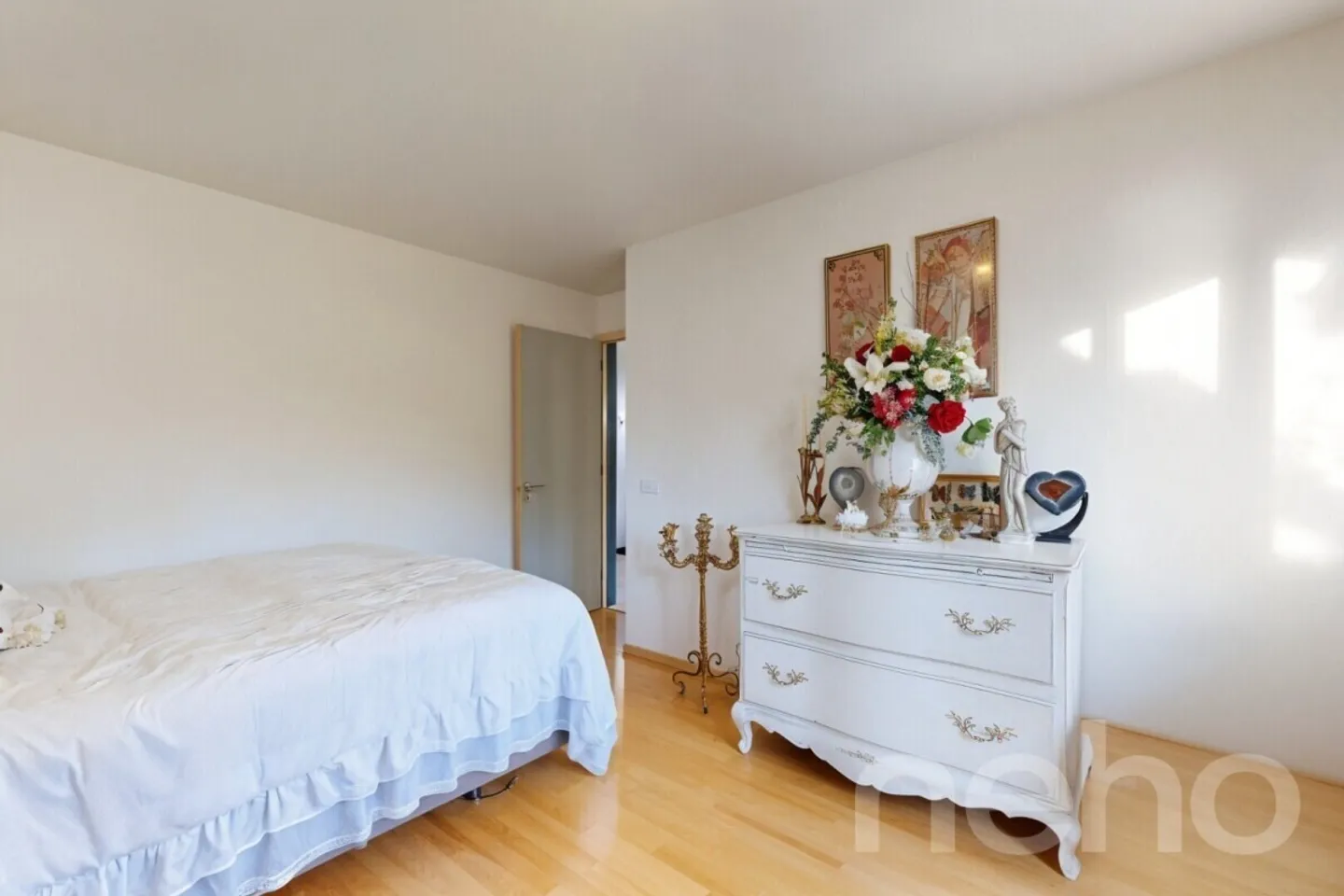 Beautifully located apartment in Sierre with panoramic view - Photo 5 of 9