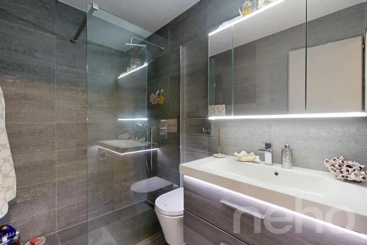 Beautifully located apartment in Sierre with panoramic view - Photo 7 of 9