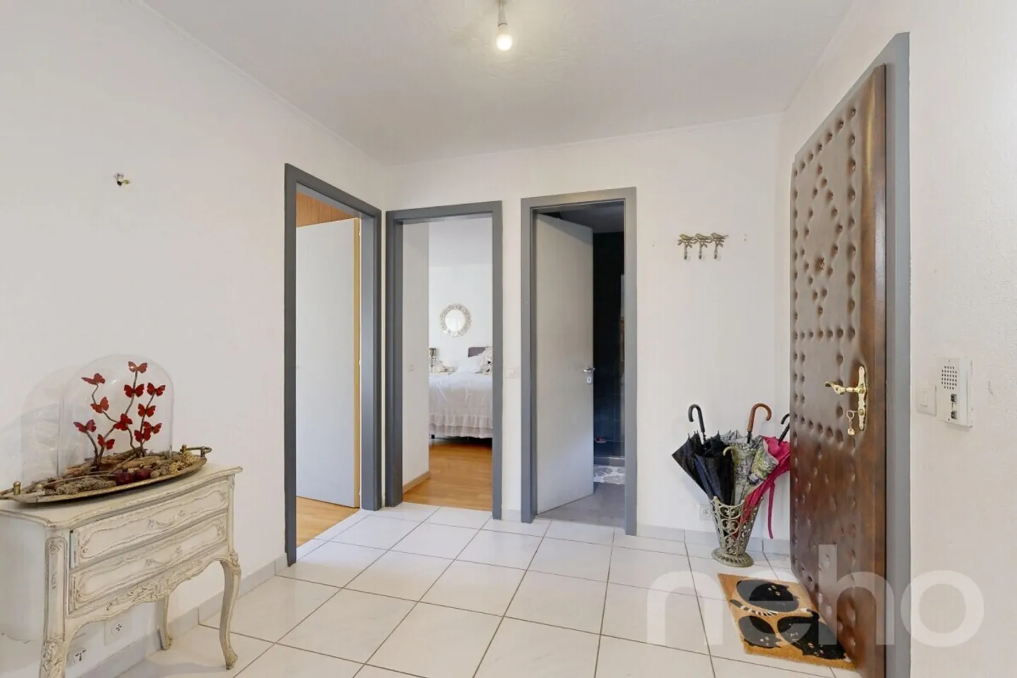 Beautifully located apartment in Sierre with panoramic view - Photo 2 of 9