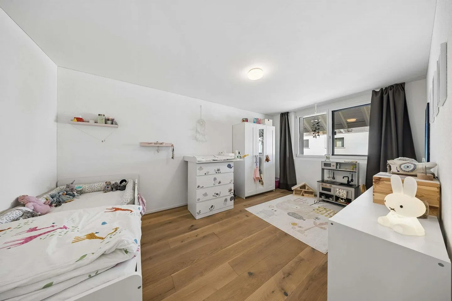 Appartamento esclusivo di 4,5 (5,5) stanze con terrazza in zona adatta alle famiglie - Foto 6 di 12