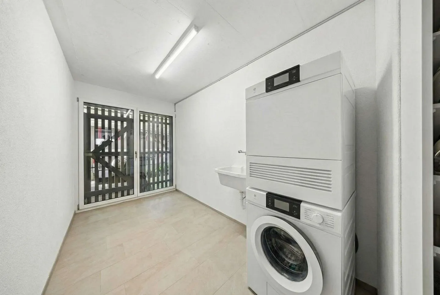 Appartamento esclusivo di 4,5 (5,5) stanze con terrazza in zona adatta alle famiglie - Foto 10 di 12