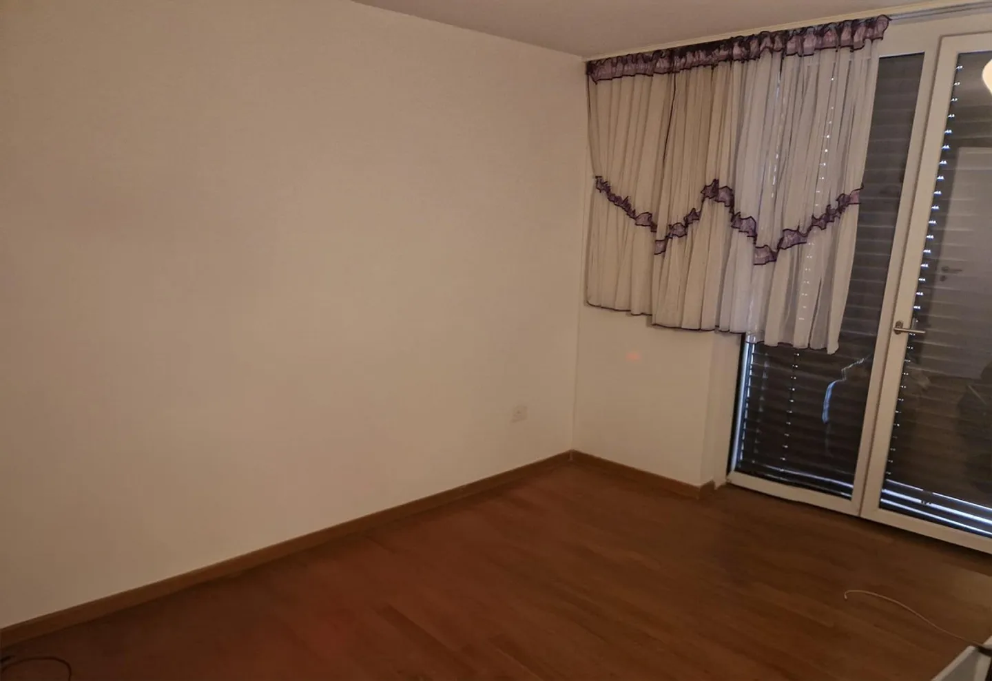 Nachmieter gesucht! Moderne 2.5-Zimmer-Wohnung mit Balkon in Emmen - Foto 3 von 6