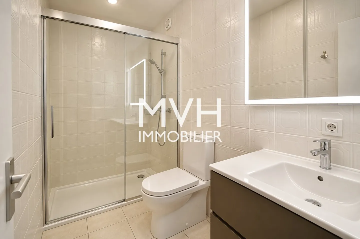 Appartement de Luxe avec Piscine - Photo 8 sur 9