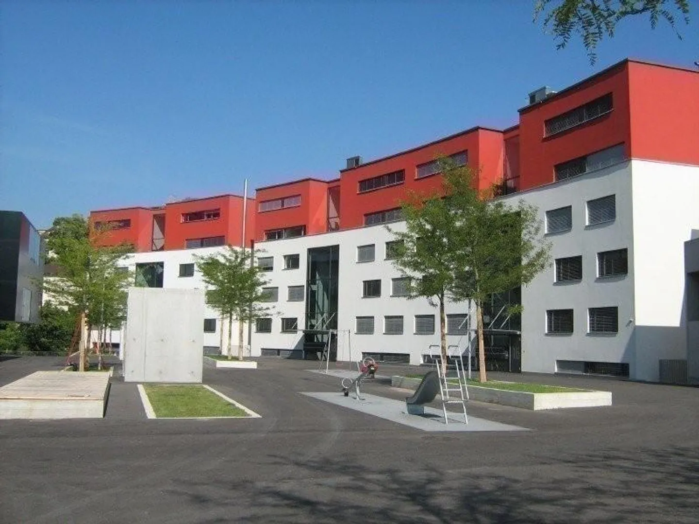 Votre nouveau logement facilite vos déplacements - Photo 2 sur 4