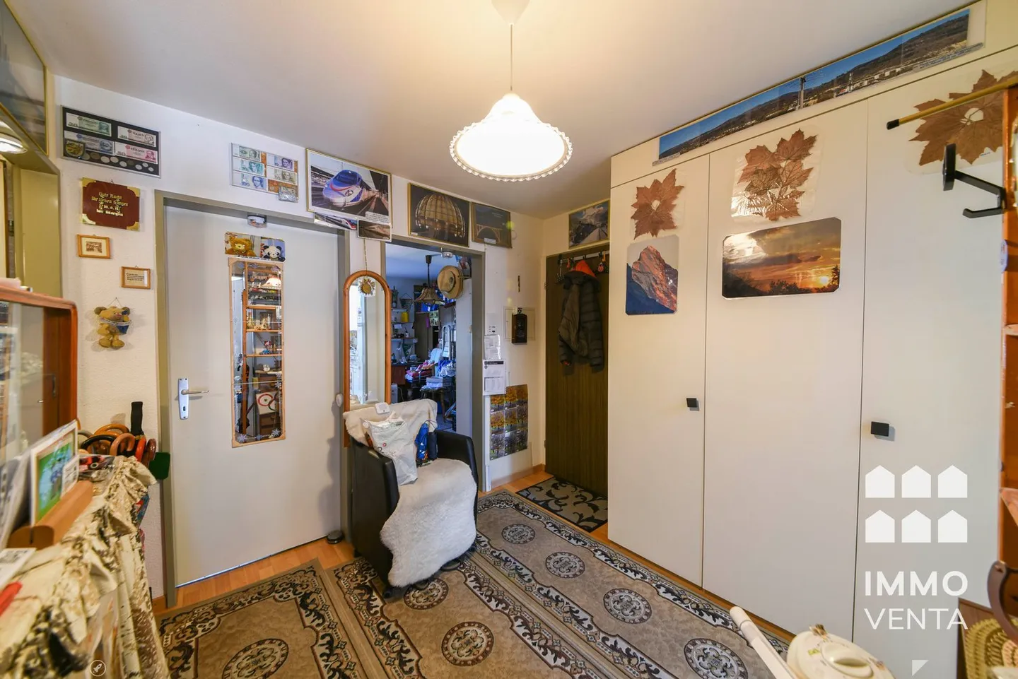 Charmante 3-Zimmer-Wohnung in Biel - Foto 3 von 11