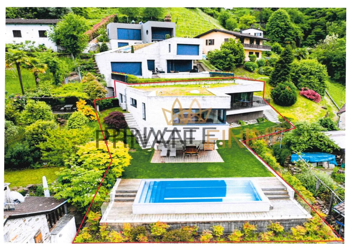 Villa di Lusso con Vista Lago - Foto 17 di 18