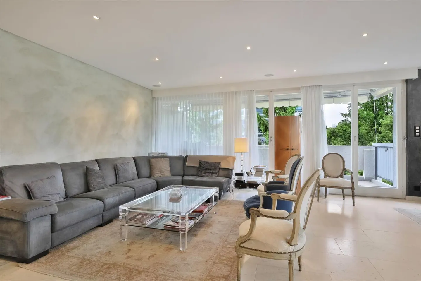 Elegante Wohnung in einem Wohngebiet in Champel zu verkaufen in SI - Foto 1 von 9