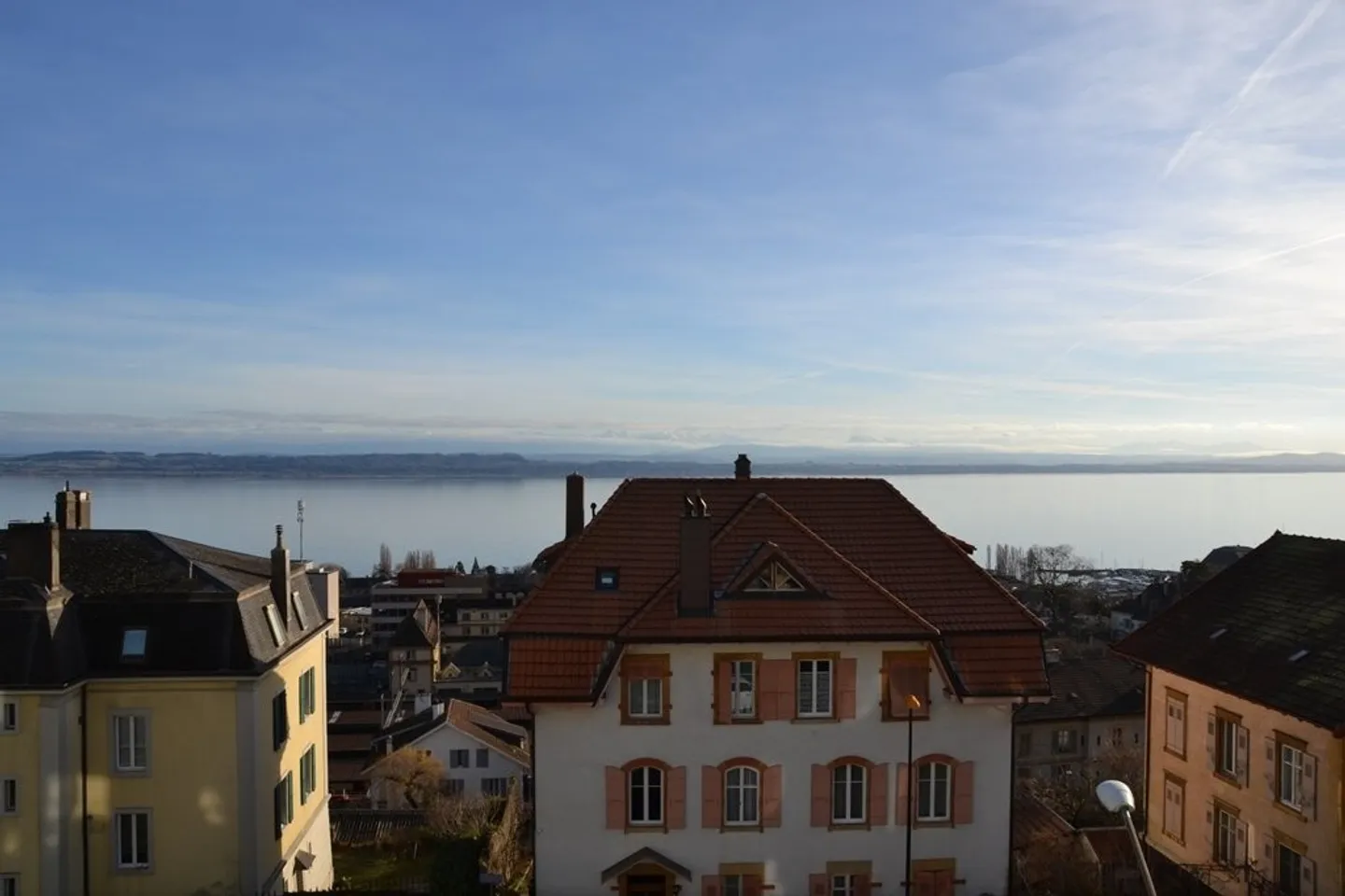 Goditi una magnifica vista sul lago! - Foto 1 di 5