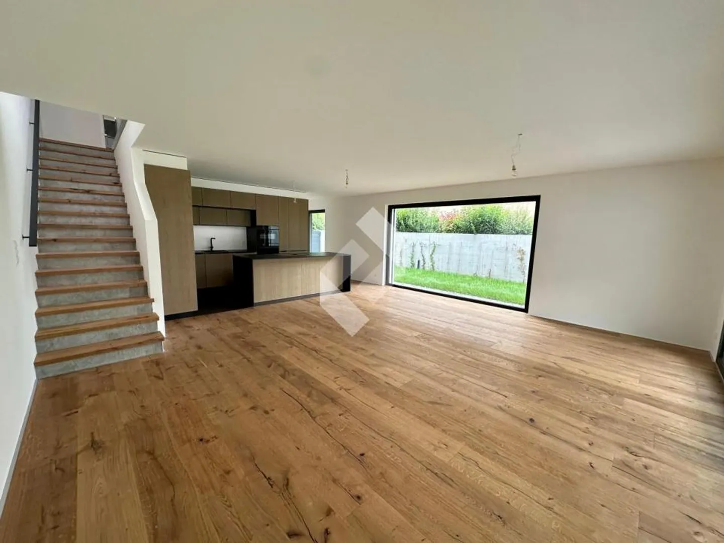 Maison jumelée 5.5 pièces - Photo 1 sur 13