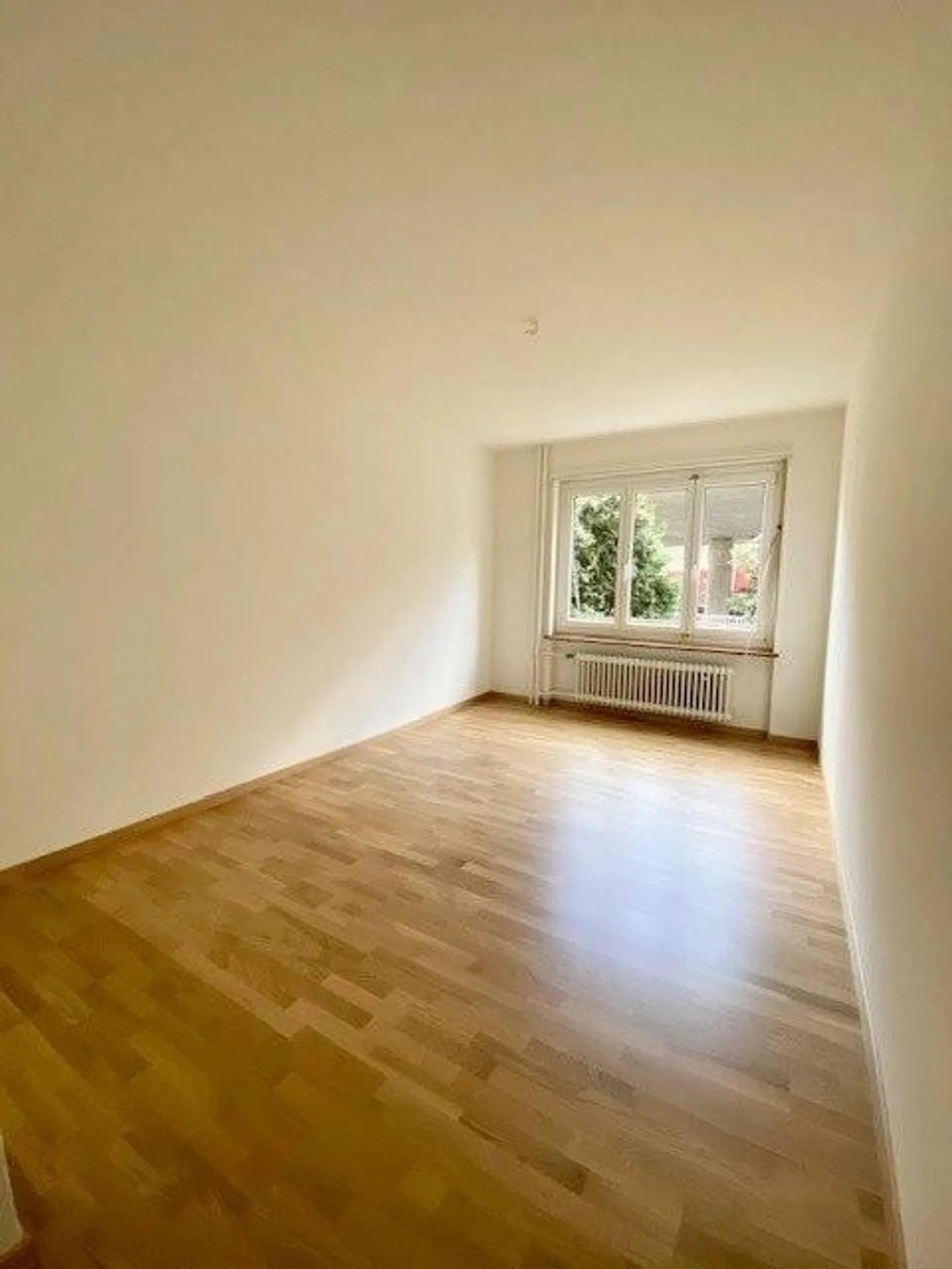 Charmante 4-Zimmer-Wohnung in Zürich - Foto 3 von 8