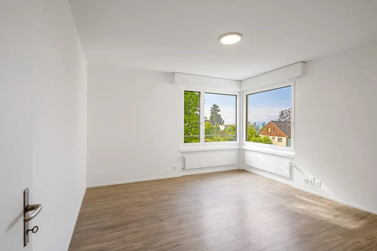 Herrliberg: high-quality 5.5-room apartment with a view - Photo 7 of 10