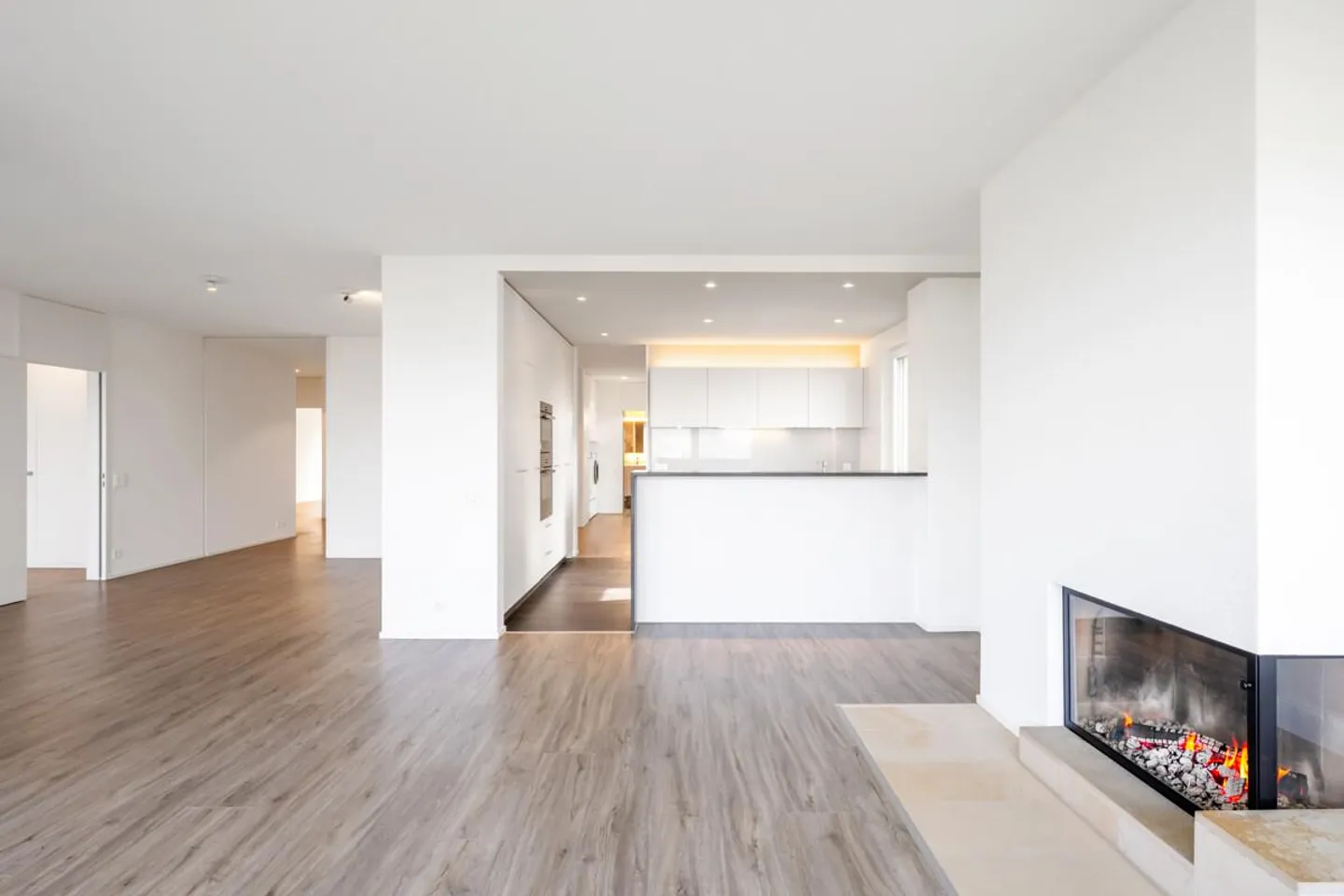 Herrliberg: high-quality 5.5-room apartment with a view - Photo 2 of 10