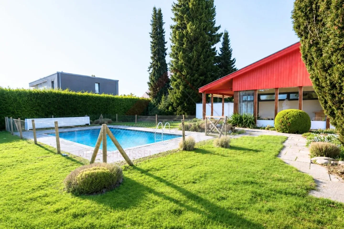 Maison familiale exclusive avec piscine - Photo 1 sur 22