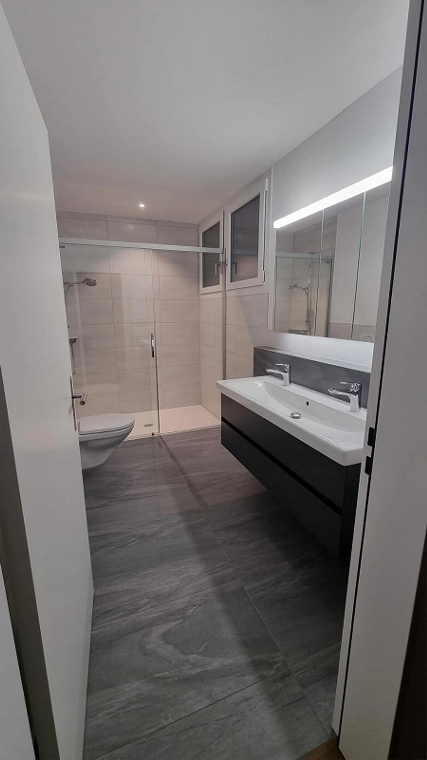 Modern 3.5 room apartment in ownership standard for rent - Photo 3 of 12