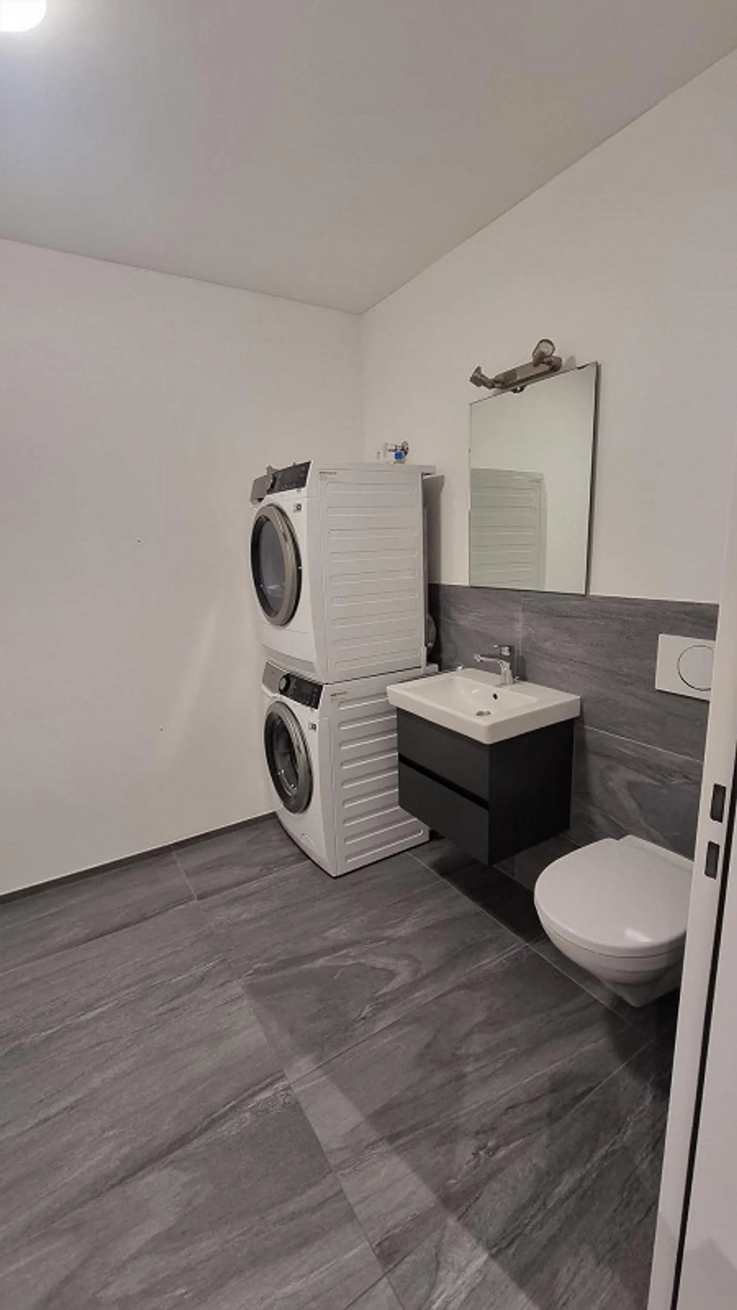 Modern 3.5 room apartment in ownership standard for rent - Photo 4 of 12