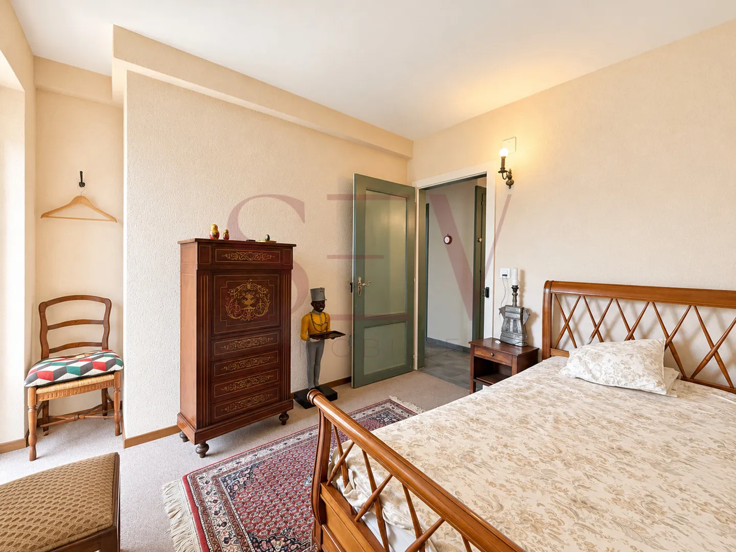 Character house, large garden and independent studio - Photo 3 of 11