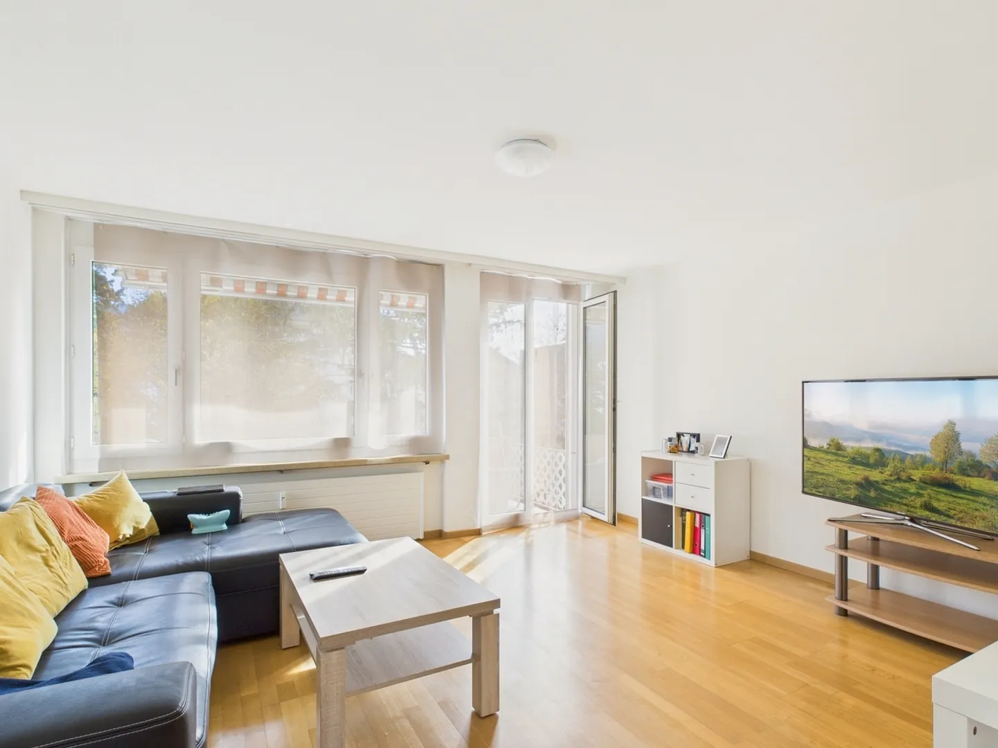 Sunny 4-room apartment with balcony in a central location in Buchs SG - Photo 1 of 11