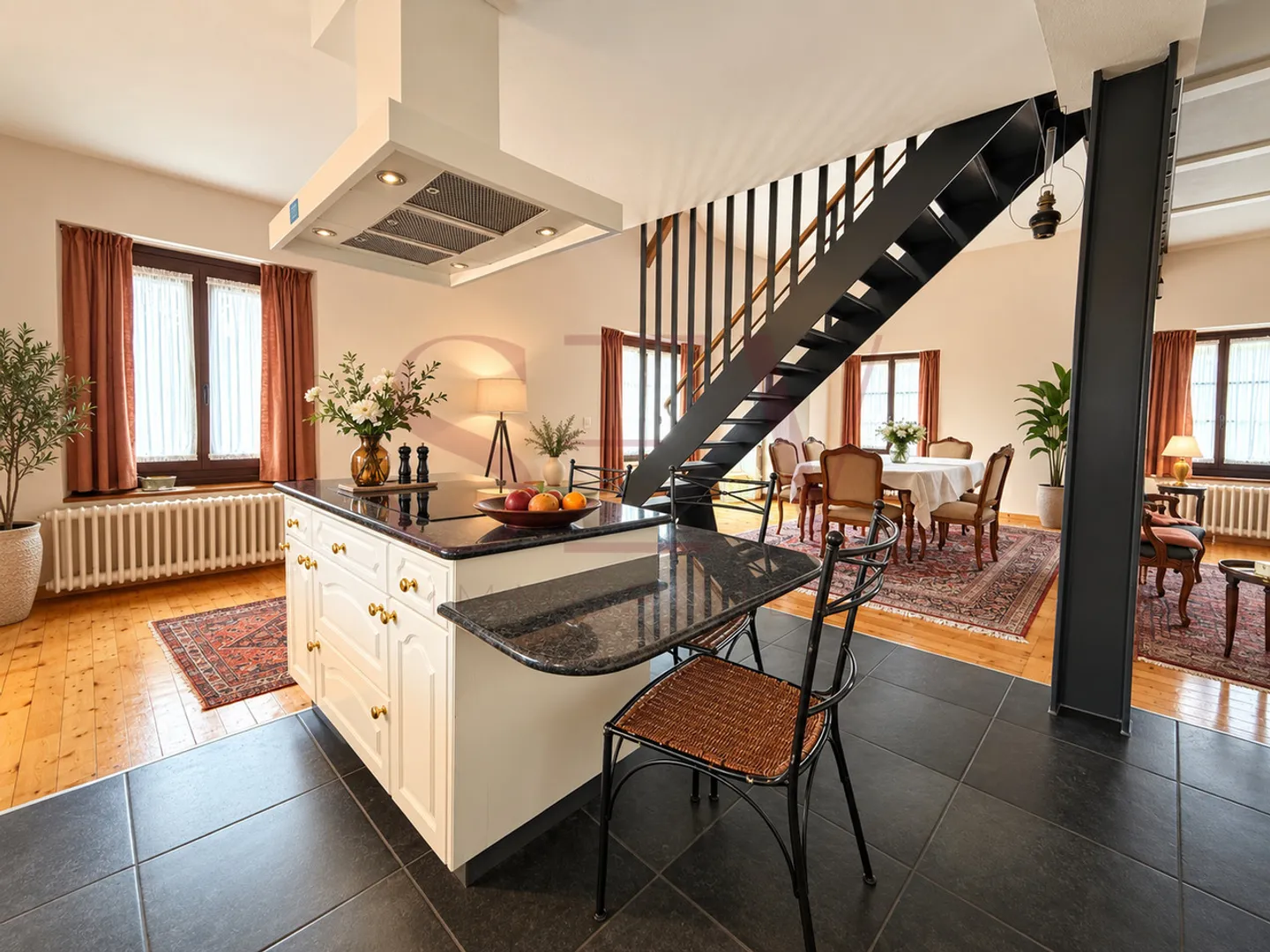 Character house, large garden and independent studio - Photo 4 of 11