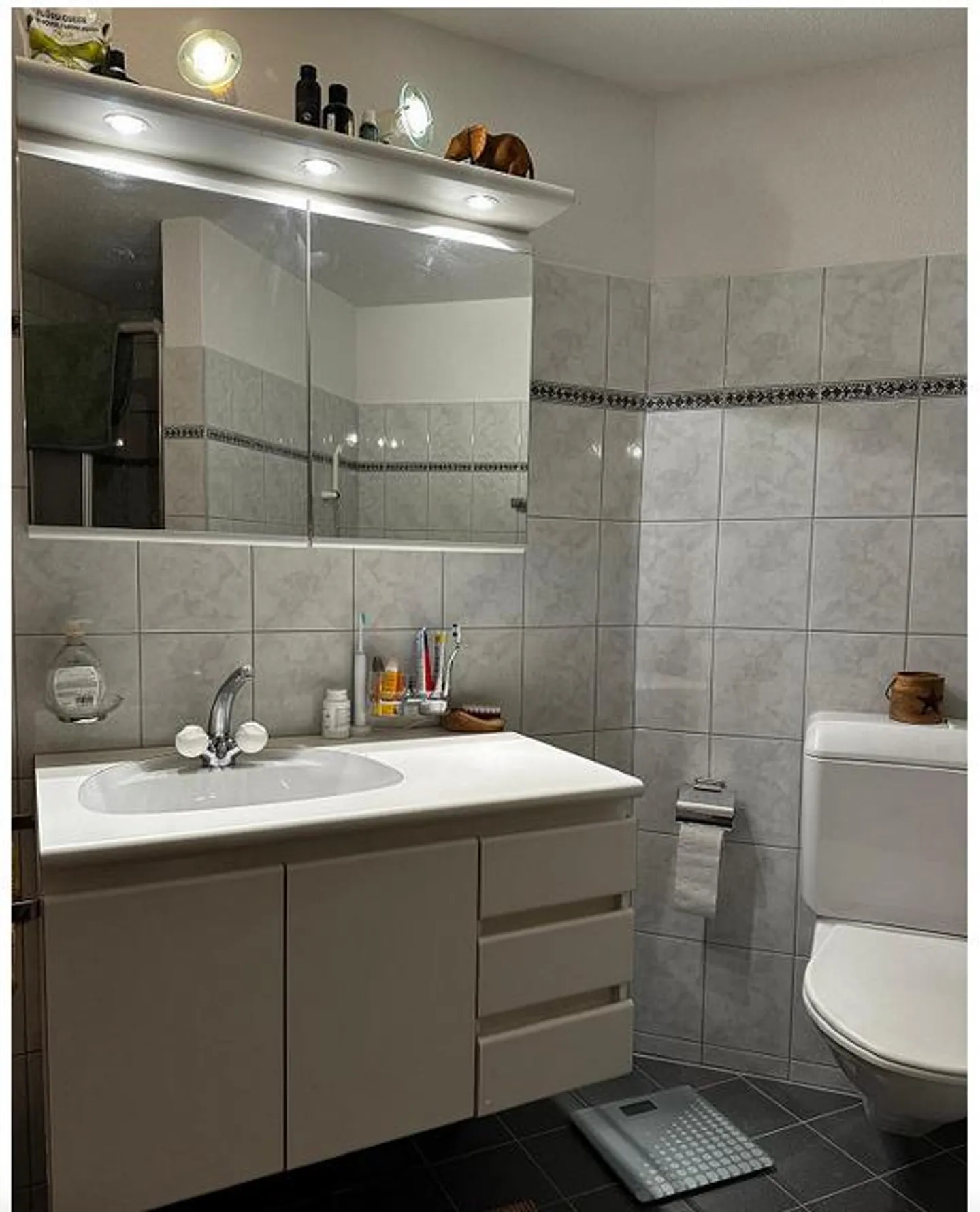 Looking for a new tenant – Beautiful 4.5-room apartment in Riedern GL - Photo 4 of 16