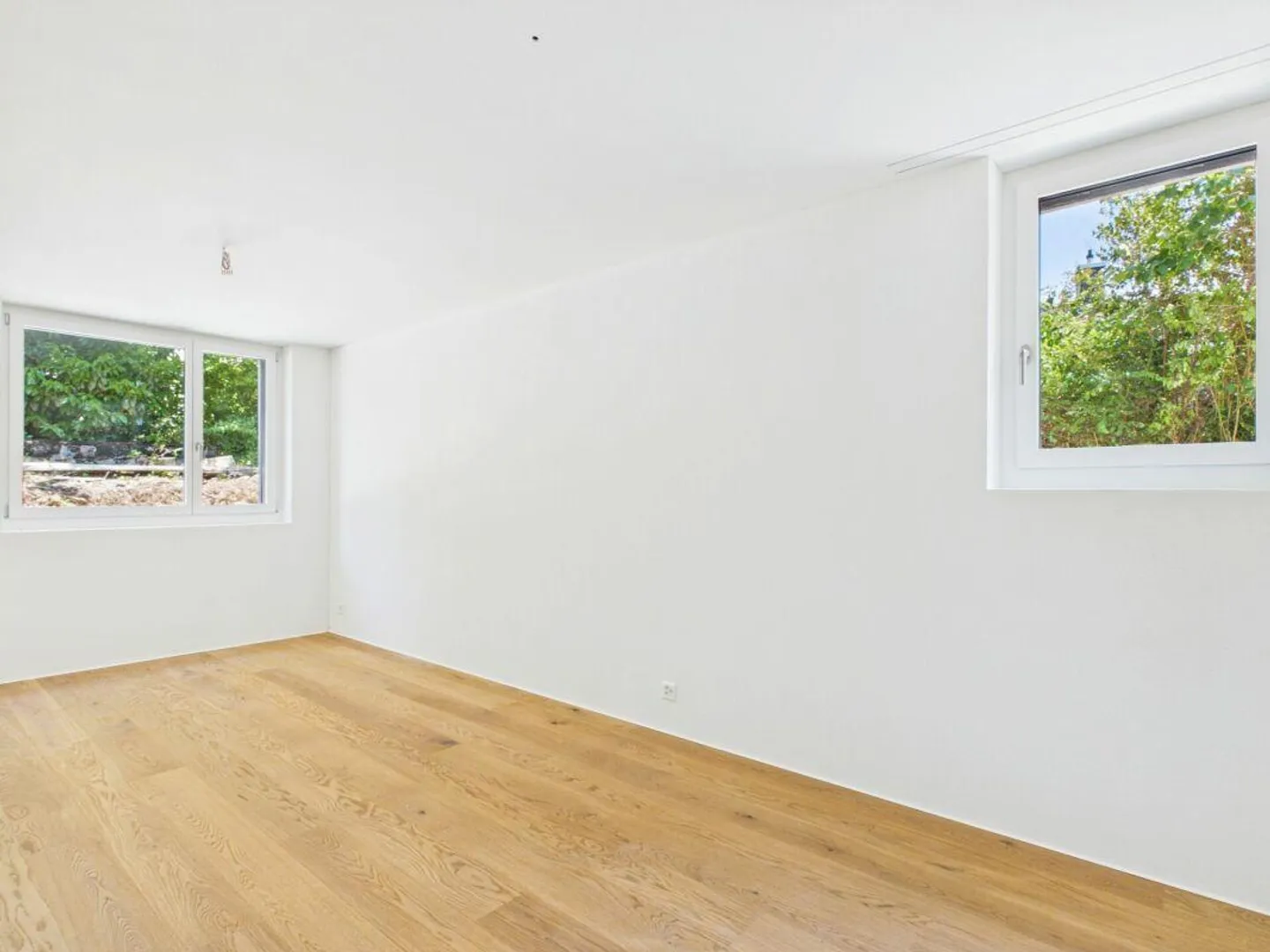 Maison moderne de 5,5 pièces avec terrasse, jardin et climatisation - Photo 9 sur 11