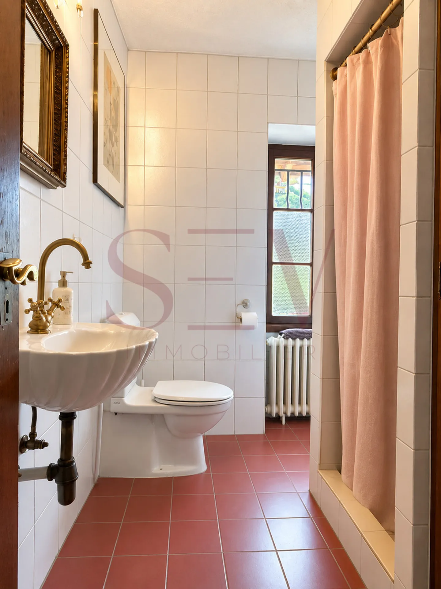 Character house, large garden and independent studio - Photo 11 of 11