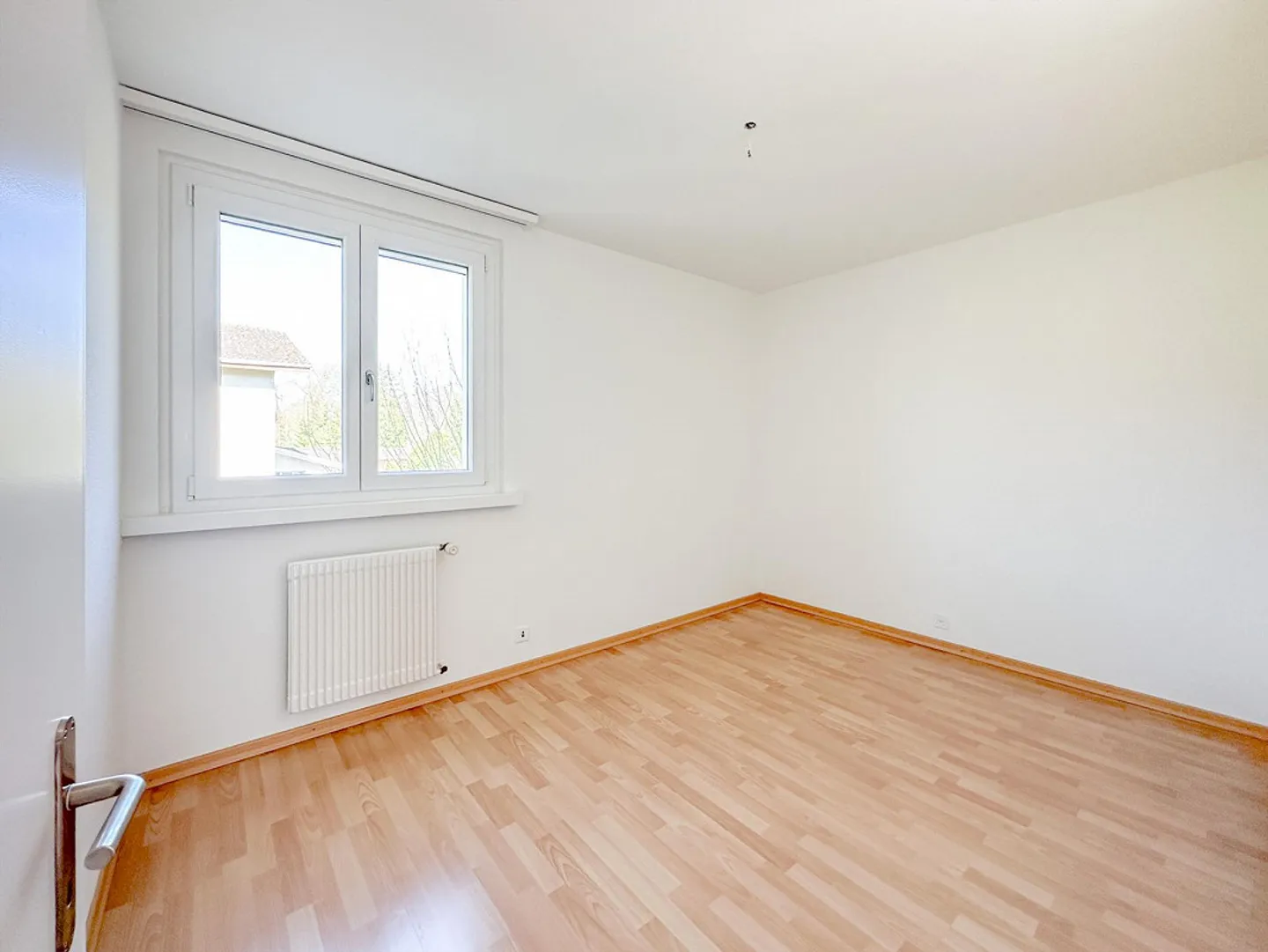 An ruhiger Lage, schöne, gemütliche 4 1/2-Zimmer Wohnung zu vermieten - Foto 8 von 13
