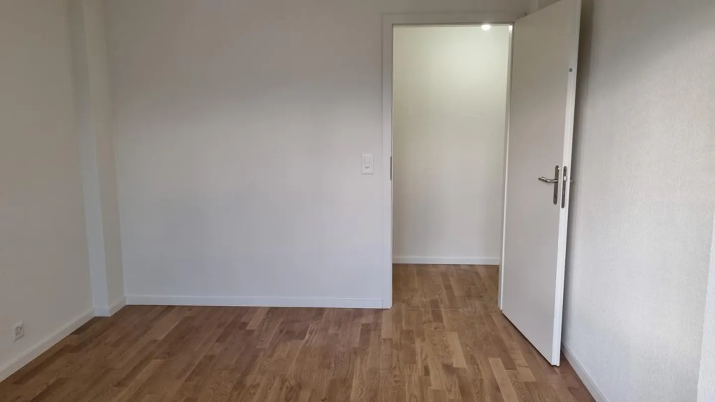 Appartement 3.5 pièces avec vue sur le vert - Photo 10 sur 12