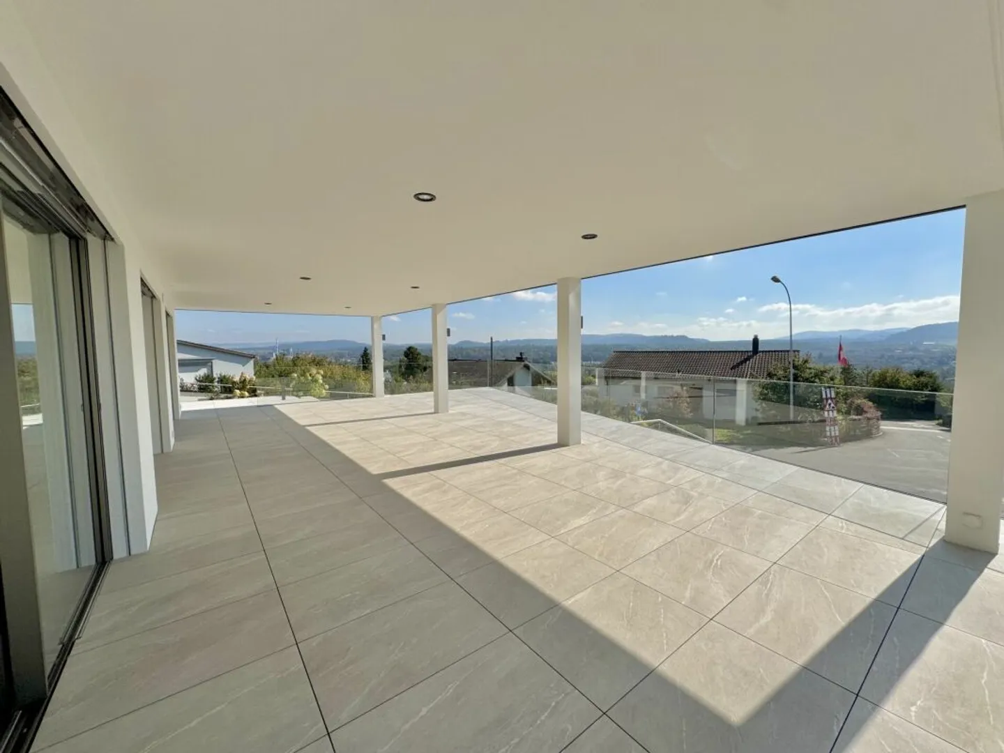 Dream house with modern technology, solar system and spectacular terrace with mountain view in Auenstein - Photo 5 of 18
