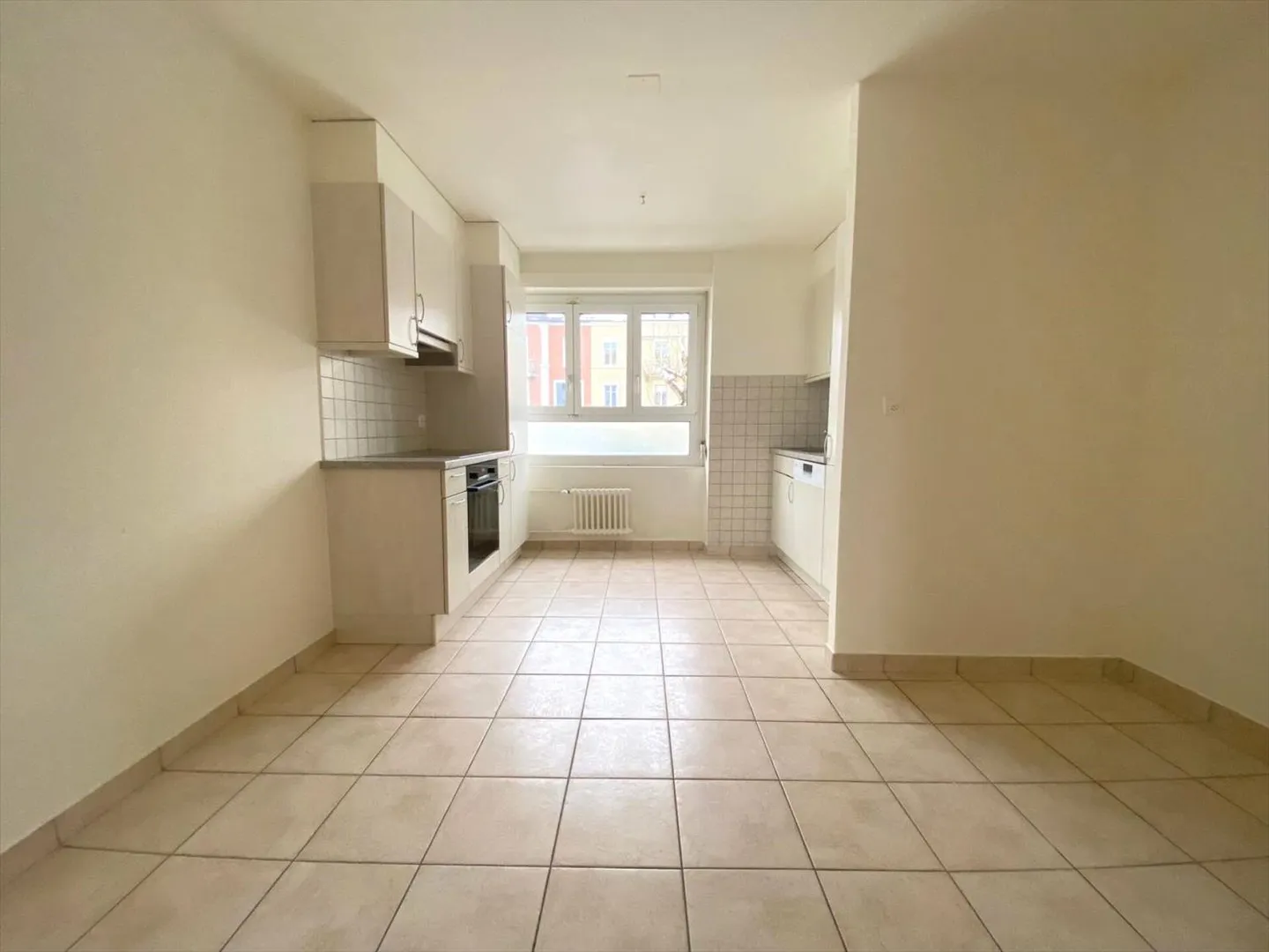 Appartamento di 2,5 locali con magnifica vista sulla città - Foto 2 di 5