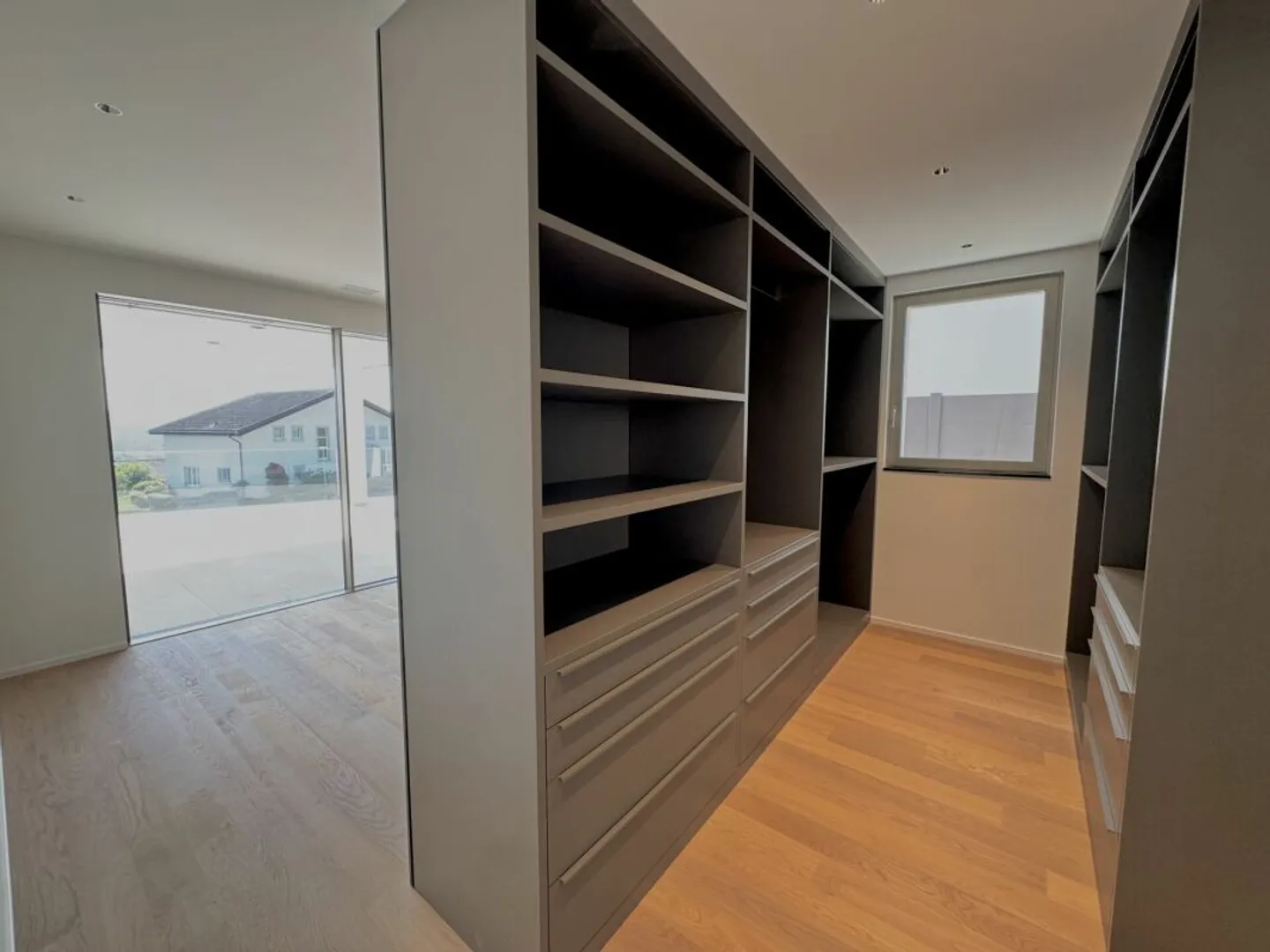 Dream house with modern technology, solar system and spectacular terrace with mountain view in Auenstein - Photo 14 of 18