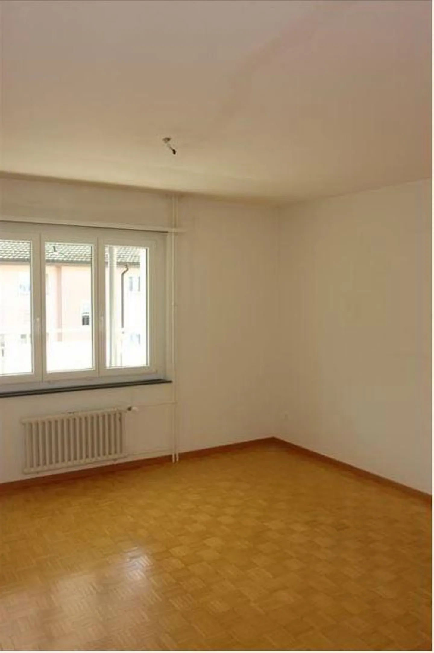 Charming 3-Room Apartment - Photo 5 of 6