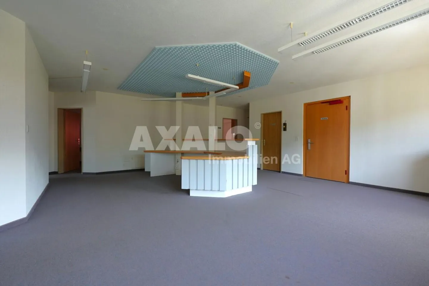 Helle Büro-/ Praxisfläche an gut erschlossener Lage in Sevelen - Foto 4 von 12