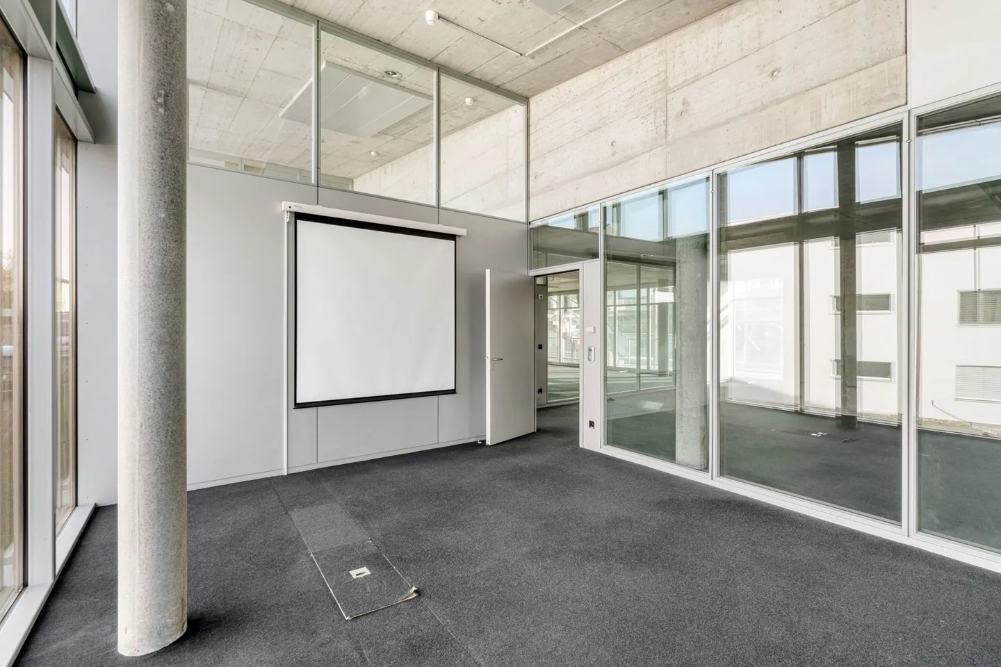 Espaces de bureau représentatifs avec des extras spéciaux - Photo 5 sur 16