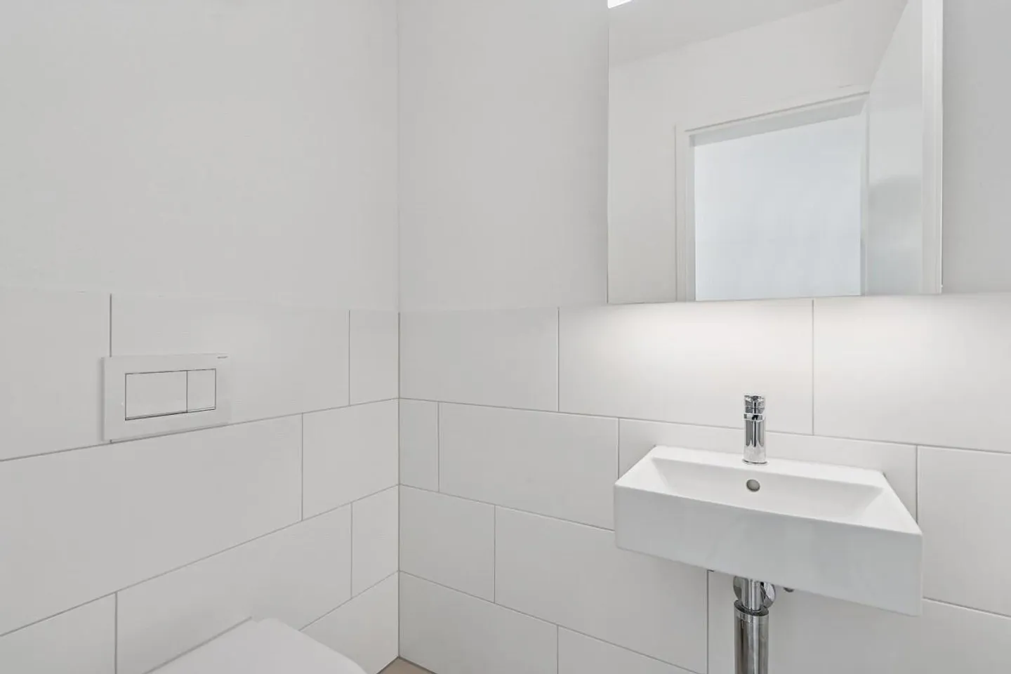 Grosszügige 5,5 Zi.- Attikawohnung mit 30m2 Terrasse in Seenähe ZH - Foto 11 von 18