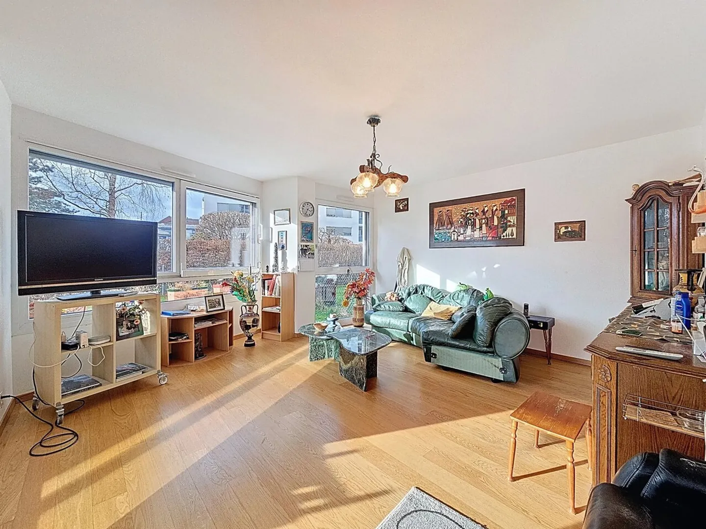 Appartement moderne avec jardin - Photo 5 sur 12