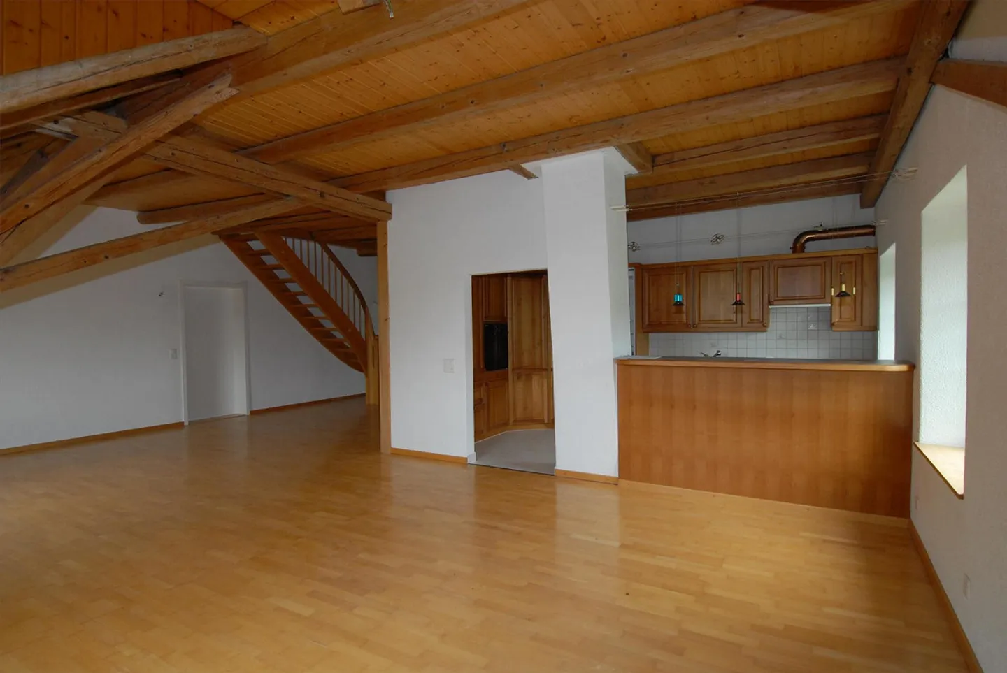 3.5 Room Apartment - Photo 6 of 6