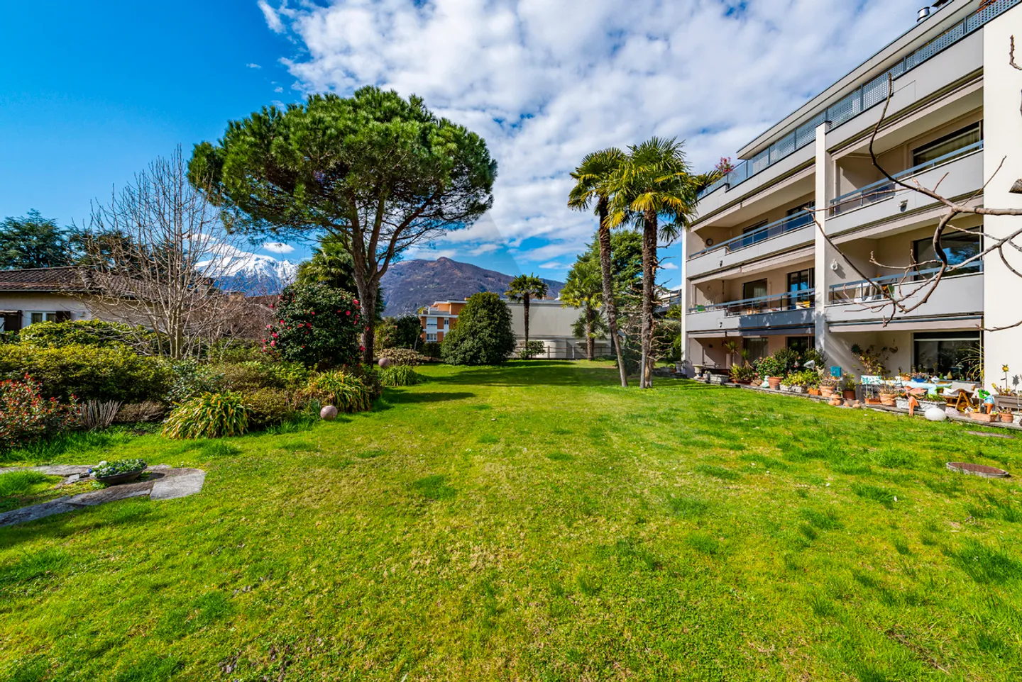 DESIGN-APARTMENT IN DER NÄHE DES GOLFPLATZES ASCONA - Foto 13 von 14