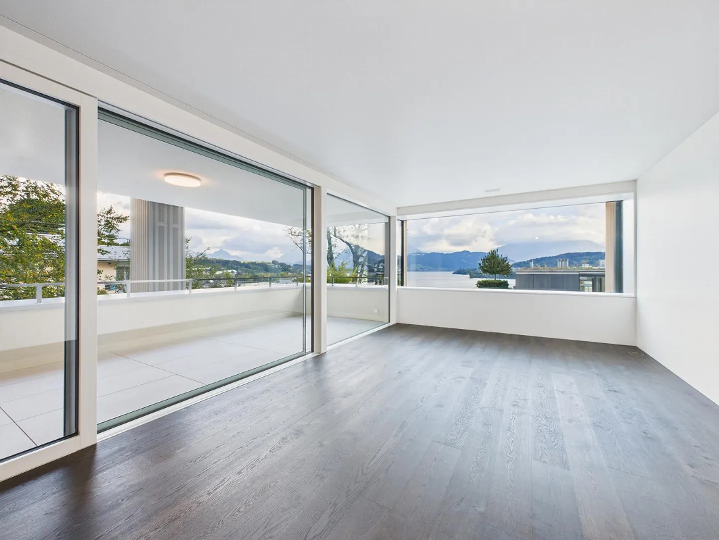 À louer - Appartement moderne 3,5 pièces (110 m²) à Lucerne - Photo 1 sur 4