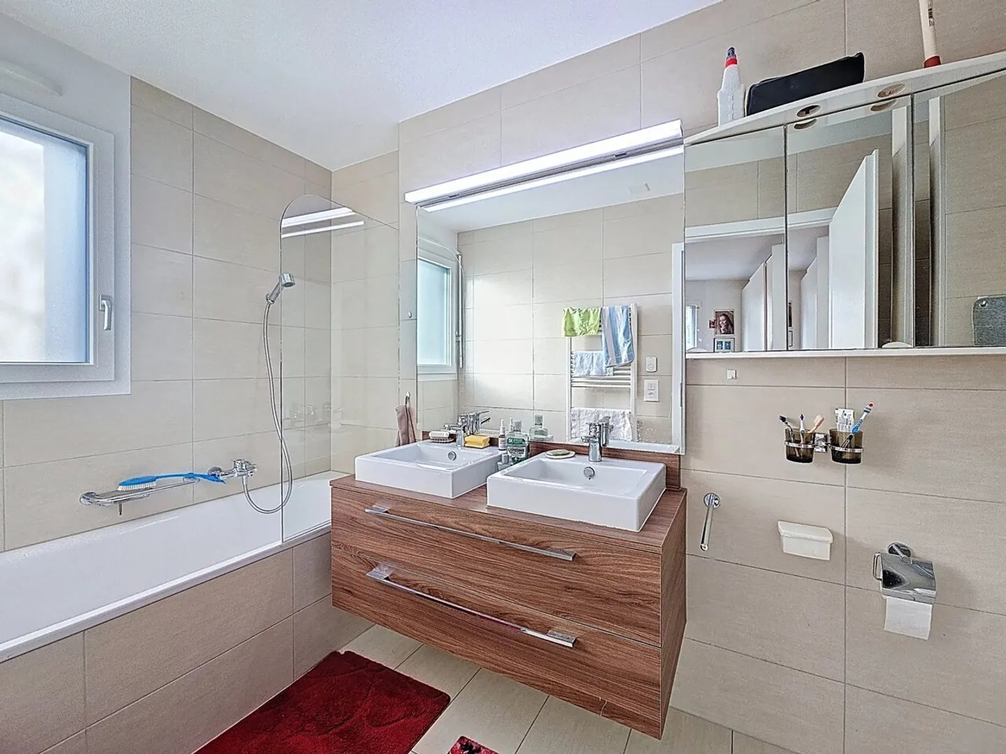 Appartement moderne avec jardin - Photo 9 sur 12